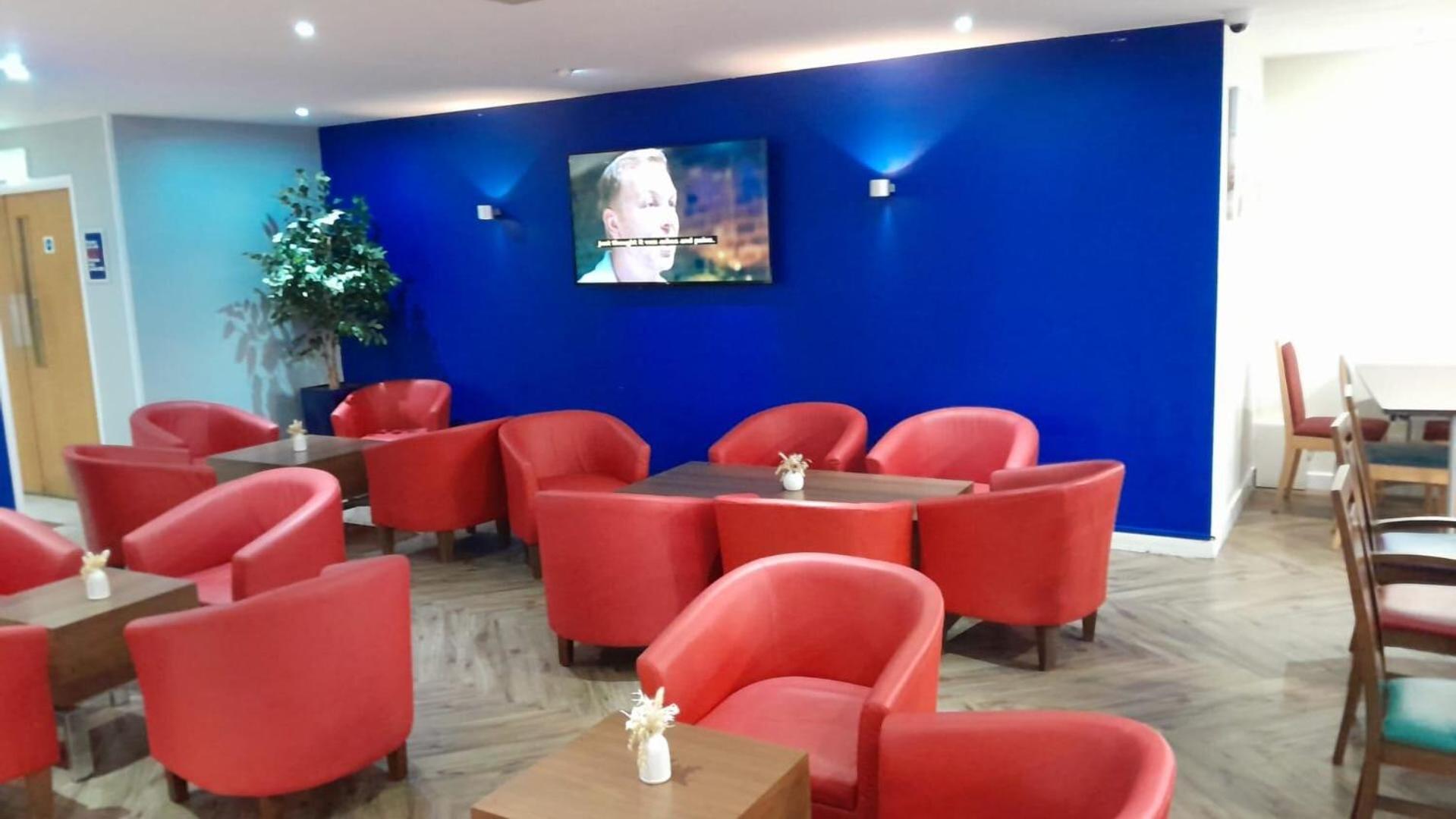 Express By Ihg Отель 3*
