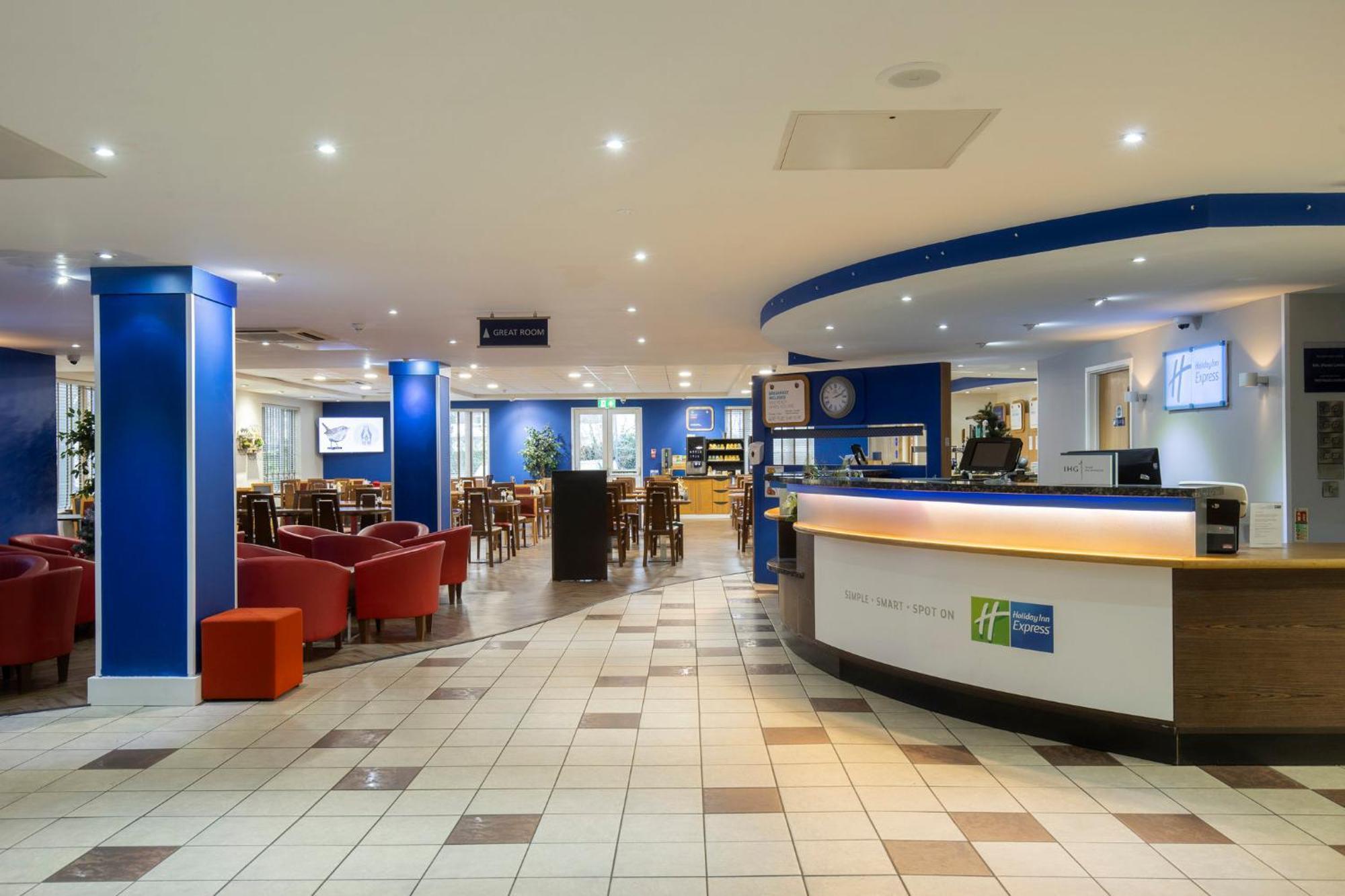 Отель Express By Ihg 3*